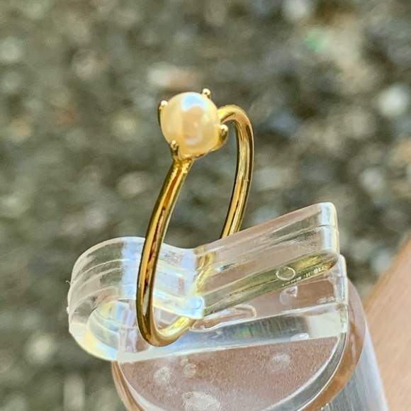 Gorgeous Ring For Women Delicate Mini Pearl - Picture 2 of 9